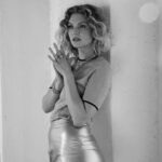 Cariba Heine Instagram – Thinking about the time I was attacked by a barista who wrote ‘creeper’ on my cup only to realize seconds later that I’d probably mumbled my name. At least that’s what I tell myself.
📷: @shady_brian 
💇‍♀️: @abhairmakeup 
💄: @makeupbyapollo 
🥻: @greerheavrin 
Produced by: @gypsyboyred