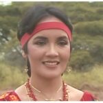 Caridad Canelón Instagram - La Guajirita, telenovela escrita por mi querida y recordada, Ligia Lezama. Ay Dios, encontré esta foto y recuerdo cuánto lloré en esa telenovela con Analía (nombre de la Guajirita). Personaje lleno de pureza, candor y autenticidad, lo que la convierte en uno de los personajes más hermosos y conmovedores que me ha tocado interpretar... Déjame en los comentarios si viste está telenovela y qué recuerdas de ella? ✨✨✨ #laguajirita #tbt #telenovelas #telenovelalaguajirita #telenovelasvenezolanas #RCTV #tubitv .