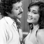 Caridad Canelón Instagram - Cuántos recuerdos hermosos me trae esta imagen!!! Aquí con "mi vido" amado, @orlandourdanetaofficial Cuando nos hicieron esta foto, no sabíamos que seríamos la pareja protagónica de la telenovela,"Elizabeth" de Pilar Romero en @rctv Ese día nos hicieron pruebas de video y fotos, para ver si nos veíamos bien en pantalla y creíble como pareja! Unos meses después, nos convertimos en los protagonistas de la que ha sido, una de las telenovelas más exitosas de la televisión venezolana. #tbt #parejadetelenovela #mividoymiciela #telenovelaelizabeth #RCTV