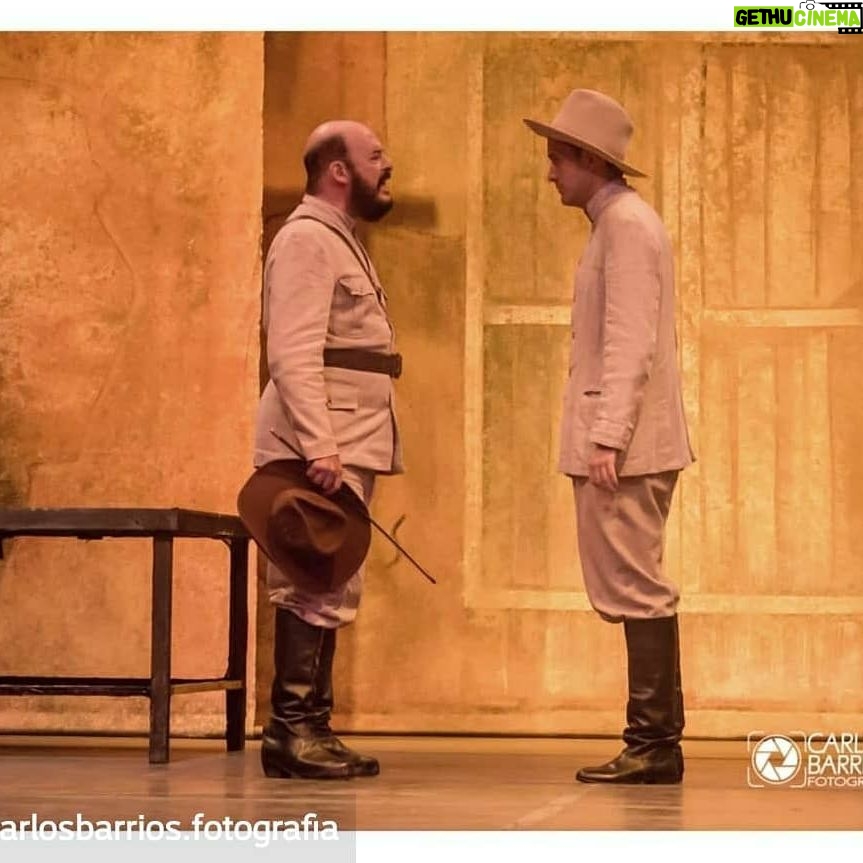 Caridad Canelón Instagram - Te esperamos en estas tres nuevas funciones que se abrieron a petición del público! SÁBADO 4 PM. DOMINGO 11 AM y 4 PM. Reposted from @carlosbarrios.fotografia (@get_regrann) - 𝑪𝒂𝒔𝒂𝒔 𝑴𝒖𝒆𝒓𝒕𝒂𝒔 . "La gente siempre es buena en esta tierra. Los malos no son gente". Miguel Otero Silva . . Versión: Jan Vidal @janvidalr Dirección: Javier Vidal @javiervidalpradas Producción: Evelin Nava @evelinnavaproducciones . . . #casasmuertaslaobra #literarura #artesescenicas #migueloterosilva #teatro #actuación #actriz #actor #actingphotography #venezuela #caracas #teatrochacao #centroculturalchacao - #regrann