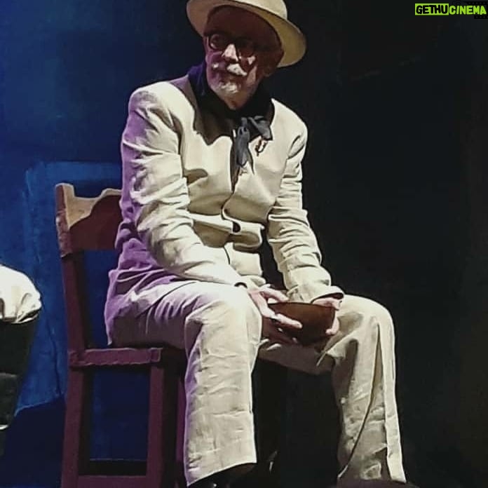Caridad Canelón Instagram - A PETICIÓN DEL PÚBLICO, se extiende la temporada de #CasasMuertasLaObra en el @cculturalchacao SÓLO POR TRES FUNCIONES MÁS: Sábado 8, a las 4:00 pm. Domingo 9, a las 11:00 am y a las 4:00 pm. Entradas a la venta en www.ticketmundo.com y en la taquilla del teatro. Casas Muertas de Miguel Otero Silva, versión teatral de @janvidalr Dirección: @javiervidalpradas Producción: @evelinnavaproducciones Asistencia de Dirección: @camila2.1 Escenografía: @becerrahector Iluminación: @jcogando Vestuario: @capegrillet_alquilervestuario Coreografía de Joropo: @susanalorca8a Coreografía de Danza: @ansofies23 Elenco: @claudiarojas.23 Carmen Rosa. @theylorplaza Sebastián. @javiervidalpradas Señor Cartaya. @wilfredcisneros Padre Pernía. @vitolonardoactor Coronel Cubillos. @marielenaga Señorita Berenice. @janvidalr Feliciano. @jessiarminio Martha. @ambsergio Juan de Dios y asistente de escena. @oguillermov Monaguillo y asistente de escena. @susanalorca8a Hermana de Feliciano. @gemelos_losnanes Hermanos de Feliciano y asistentes de escena. @roxpache Madre de Feliciano. Y yo en el personaje: Carmelita. Los esperamos! #teatrovenezolano