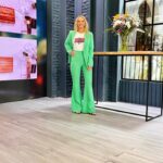 Carina Zampini Instagram - @lasoreirooficial 👗 @justaosadia 👠 @lunagarzonaccesorios 💍 @seluoficial @christapia_mua 💄 @ivatrigo🪞 @lukas.gomezz💇‍♀️