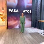 Carina Zampini Instagram - @lasoreirooficial 👗 @justaosadia 👠 @seluoficial @christapia_mua 💄 @lomylan 🪞 @lukas.gomezz 💇‍♀️
