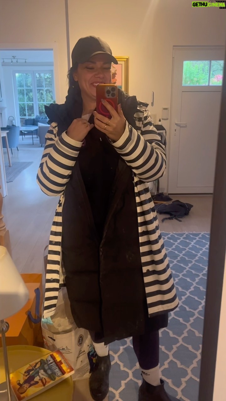 Carin da Silva Instagram - Freeeeeedag!!!! Det är inte bara @campbellhuntpuckett som kör ”outfit of the day” eller #ootd som vi proffs säger!!! Hoppas ni alla för en magisk dag!!!