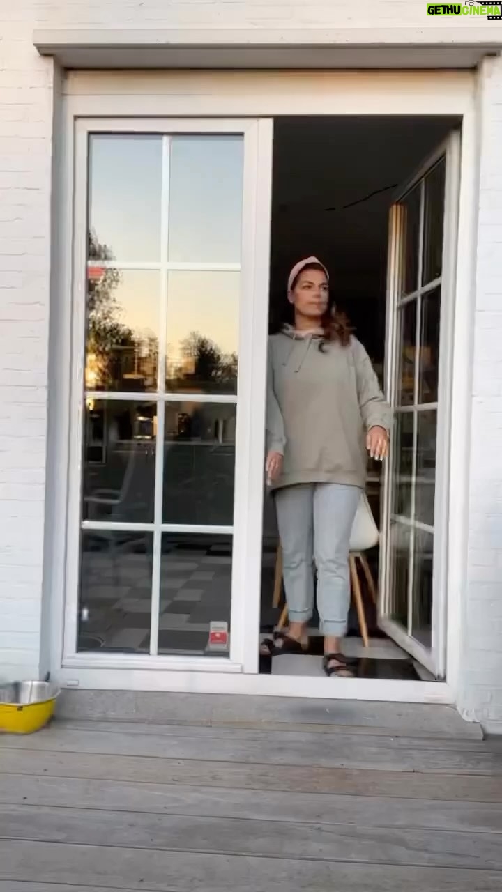 Carin da Silva - 11K Likes - Lika bra att varna grannarna sƄ de vet hur lƤget ligger till!!!