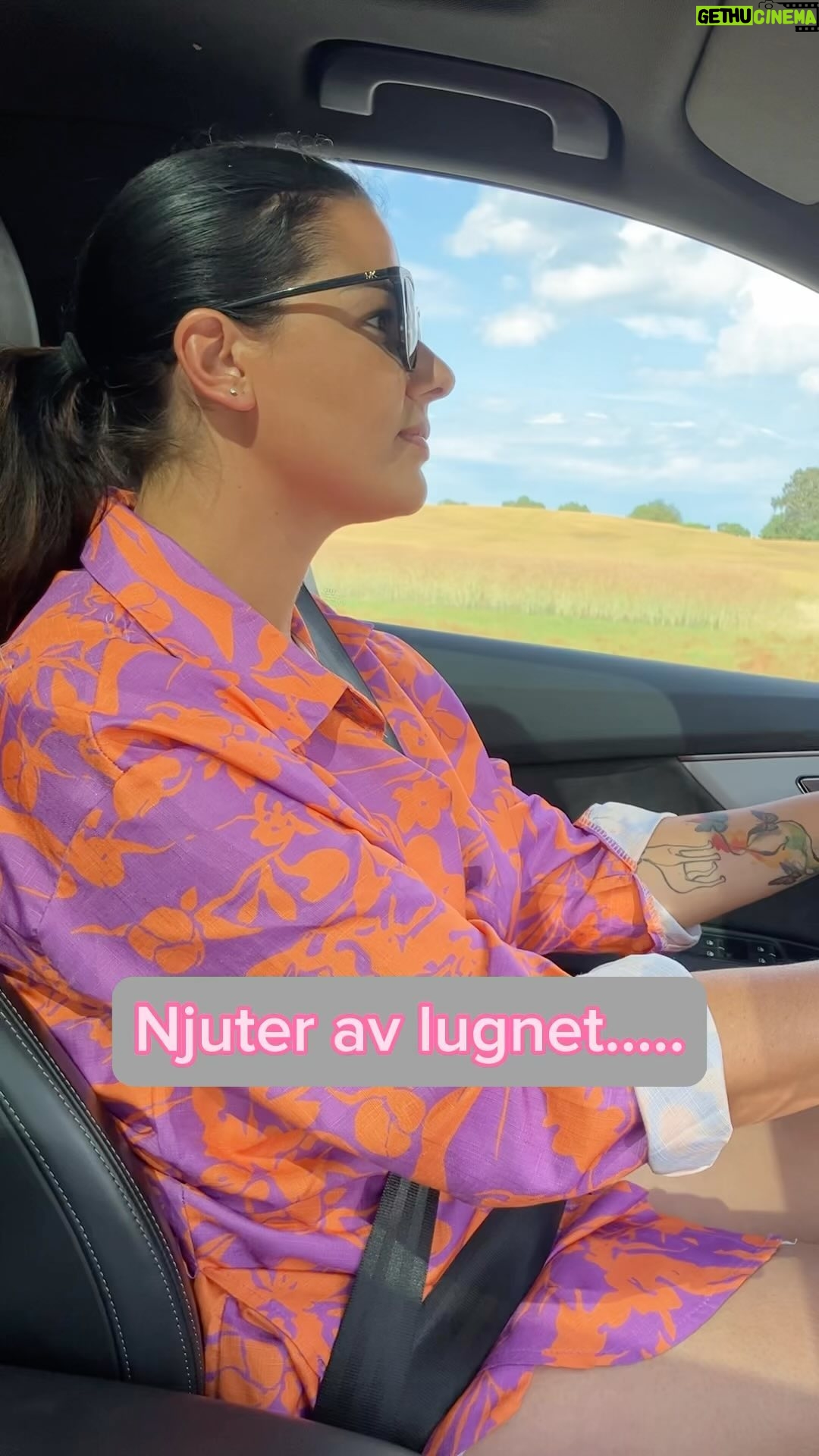 Carin da Silva Instagram - Instagram vs verkligheten 2.0 Saker och ting är inte alltid som de verkar..😅