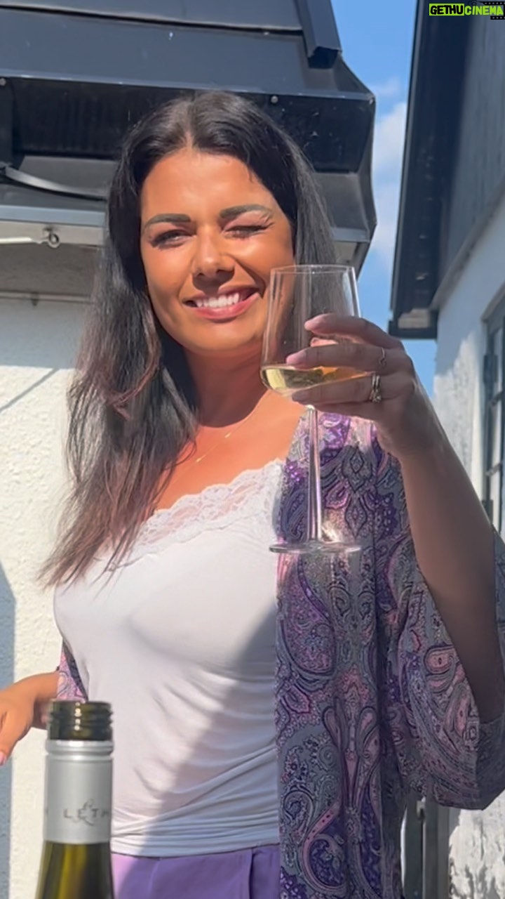 Carin da Silva - 18.3K Likes - Happy Friday š„