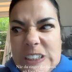 Carin da Silva Instagram - När du ringer din bästis på FaceTime….. Jag är väl inte den enda som gör så här??? 😅