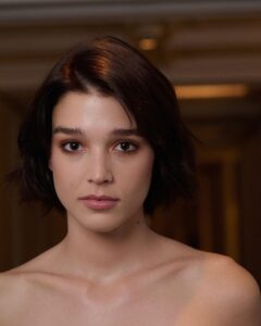 Actress Carla Campra HD Instagram Photos and Wallpapers September 2023