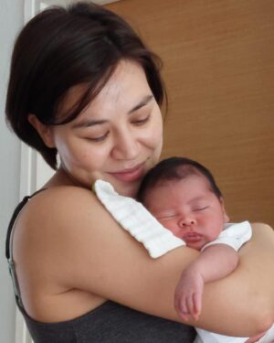 Carla Dunareanu Instagram - Thank you for making me a Mother. ❤️

Happy Mother’s Day to all the mums, stepmoms, aunts, grandmas or any one who’s taken on a mothering role. The world would not function without you. Or it may, but it would have no organization whatsoever. The laundry would never be done, food would never be on time and the emotional-safe-space would never be kept. Thank you for allowing us to be exactly who we were meant to be and loving us even when we fail. 

❤️