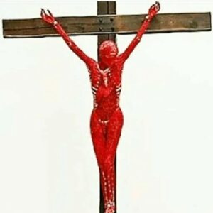 Carla Valentine Instagram - For Easter weekend: Here are images of a crucified plastinate entitled "Jesus" created from human bone and blood vessels, by Gunther von Hagens, for a Channel 4 documentary in 2012 "Crucifixion". B&W photos are Marco Sanges. Although many consider his work controversial and obviously some thought this was quite heretical, he insists that this work is not meant to be blasphemous but a true expression of his Christian values. I remember watching the documentary at the time and during filming I think he’d discovered he was terminally ill with Parkinson’s Disease and you could see his whole attitude of showmanship become very humble and reverent. It’s ironic he has discovered a way to preserve human flesh for posterity – they’ll “live forever”, as it were – but he is already dying. He says after his death he WILL be made into a plastinate and put on display as part of Bodyworlds.
#humanremains #plastinate 
#remains2beseen #crucify #crucifix #crucifixion #plastination #easter #gunthervonhagens #vonhagens  #bodyworlds #lent #crucified
#easter #easterweekend #jesus
