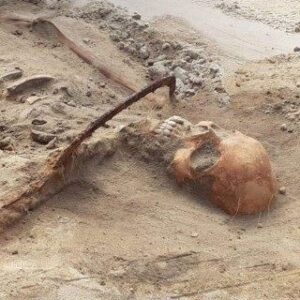 Carla Valentine Instagram - It's not October yet, but it's my birthday and I always feel like that is the start of spooky season for me ☠️ "Vampire Burials": The first 3 images are of a child burial excavated last month in Pień near Poland’s northern city of Bydgoszcz, in what seems to have been a graveyard for "abandoned souls" and the poor. The 400 year old skeleton of a child (aged 5-7 years old) has a triangular padlock on its feet to stop it rising from the dead and is facing downwards to ensure that "if it bites" it bites the soil in the grave. It's shockingly sad because the first thing I thought was "what could a child of 5-7 years of age possibly do to make people think it's cursed in some way, and might rise from the dead"? Archaeologists and historians say sudden death  seemed "suspicious" back then and could account for this fear; or perhaps if the child had a physical abnormality. Either way it seems horrendous that an afflicted child would be buried like this rather than in the graveyard attached to the church. The second 3 pics are of a woman found last year only a few feet away from this child in the same graveyard. Also believed to be a "vampire" burial she had a scythe placed over her neck. The idea is that if she rose from the dead the scythe would cut her head off. You can see the placement of the scythe in the pics: very inventive
#spookyseason #vampireburial #vampireskeleton