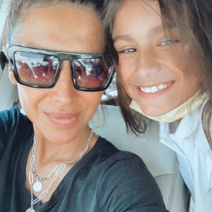 Carla Ballero Instagram - Mi Domi #teamo #mamá #love