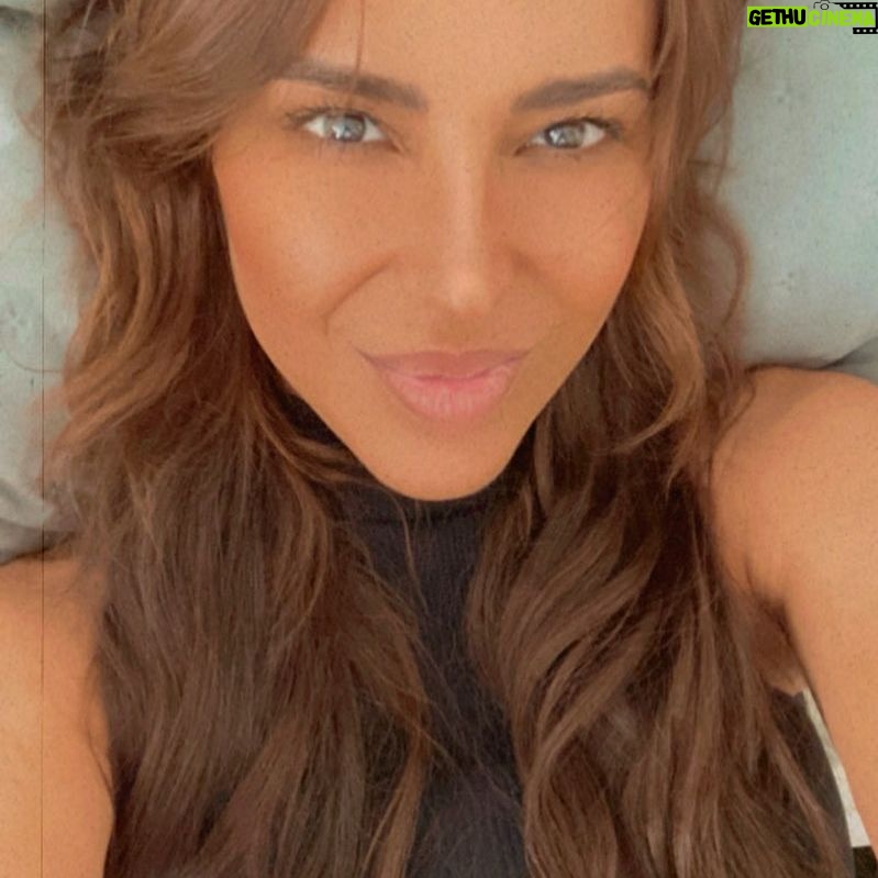 Carla Ballero - 872 Likes - šššš