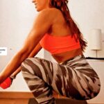 Carla Ballero Instagram - Entrenando con todo Todos podemos!! #viernes #entrenamiento #fit #vidasana