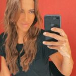 Carla Ballero Instagram - Buen martes para todos ❤️❤️❤️. Los esperamos hoy a las 16:00 en @tevexoficial en mi programa emprendidos. Por el 14.2 Santiago. 14.2 Antofagasta. Térmico . Y Concepción. Besos 😘