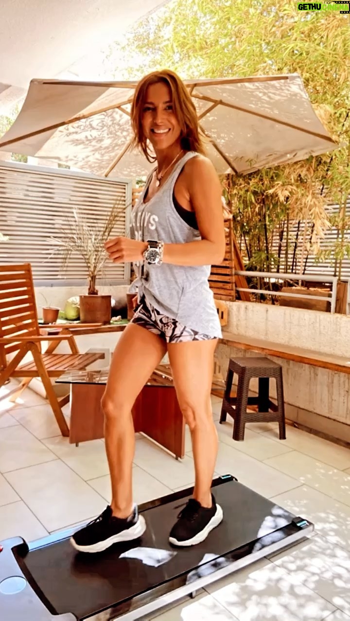 Carla Ballero - 819 Likes - Totalmente enamorada de mi caminadora de @martomsport šš como saben ya llevo mucho tiempo entrenando desde la casa y esa experiencia, que ya no es una novedad, va mejorando siempre mĆ”s! Ya tengo todas mis herramientas y con esa caminadora logro hacer el cardio que necesito! Y despuĆ©s de entrenar la guardo bajo del sillón y no me ocupa nada de espacio! Con mi código CARLA50 tienen 50.000 pesos de descuento!!! #martomsport #homegym