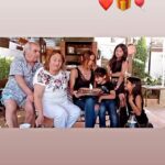 Carla Ballero Instagram - Segunda parte del cumpleaños 🎈 Con los Nonos #familia #abuelos #losamo