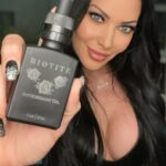 Carla Harvey Instagram - HEY CHICAGO! If you’re a skin care junkie, come party with us Sunday 1-14-23 at @shotbar_chicago for an afternoon of GIVEAWAYS, EVENT-ONLY PRICING, LIGHT BITES, COCKTAILS and the soft launch of your FAVORITE NEW SERUM: anti-aging, CBD powerhouse @biotiteskin created by @a1313w and myself. What started off as a dream in 2020 is finally here! We’ve been perfecting this formula for years and being our own guinea pigs…can’t wait for you to try it too! Grab your BFF or SO and come on over for Sunday Funday! We can’t wait to see you! 1718 N Clybourn Ave, Chicago, IL 60614