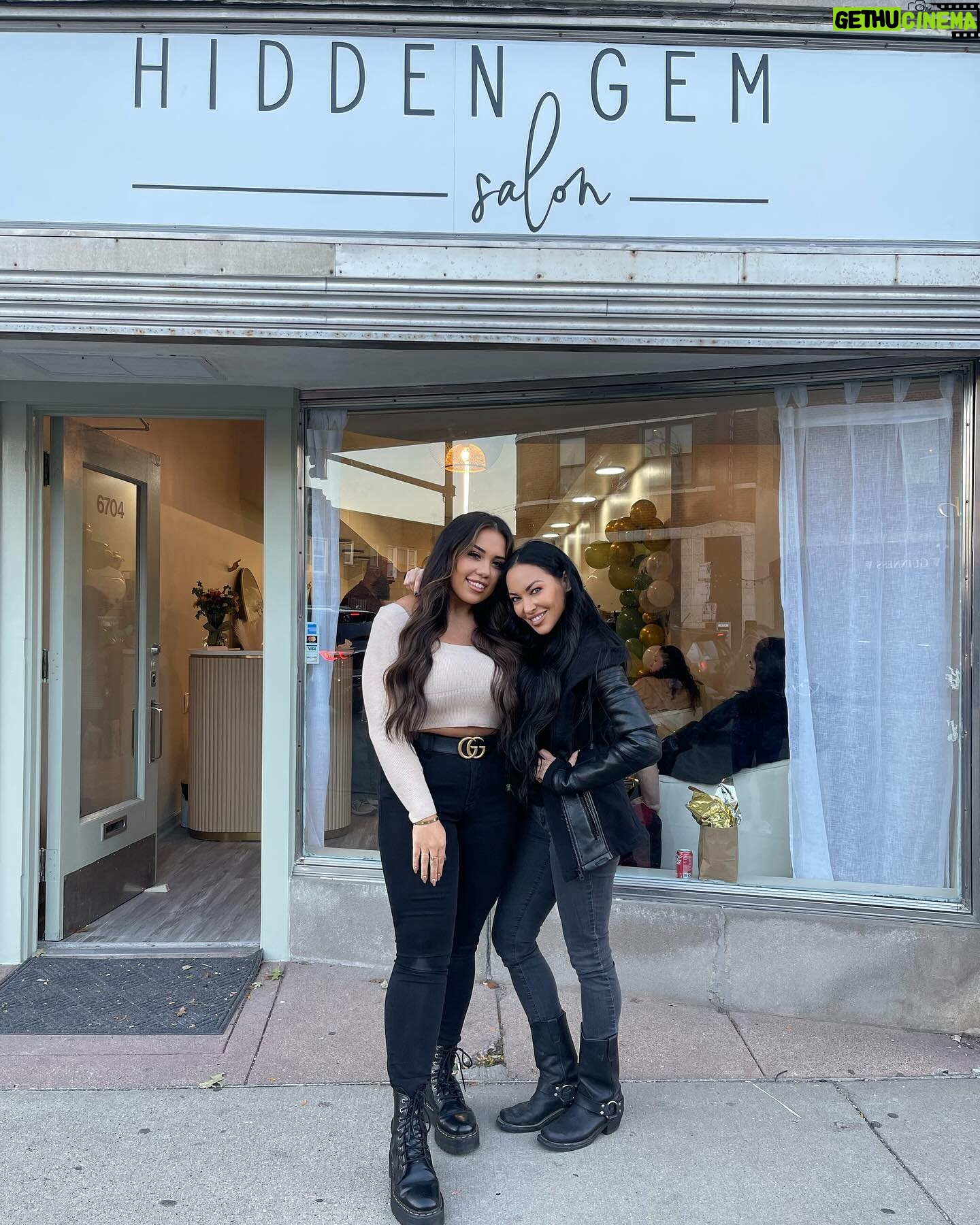 Carla Harvey Instagram - Cue the confetti! Yesterday we celebrated the grand opening of @hiddengemsalon_ @hairvibesbypatricia first store front salon; I couldn't be more proud! Patty I remember driving by this spot with you when it was just an idea...YOU DID IT! You work so hard and deserve all of this and more! Now pencil me in....haha #hiddengemsalon