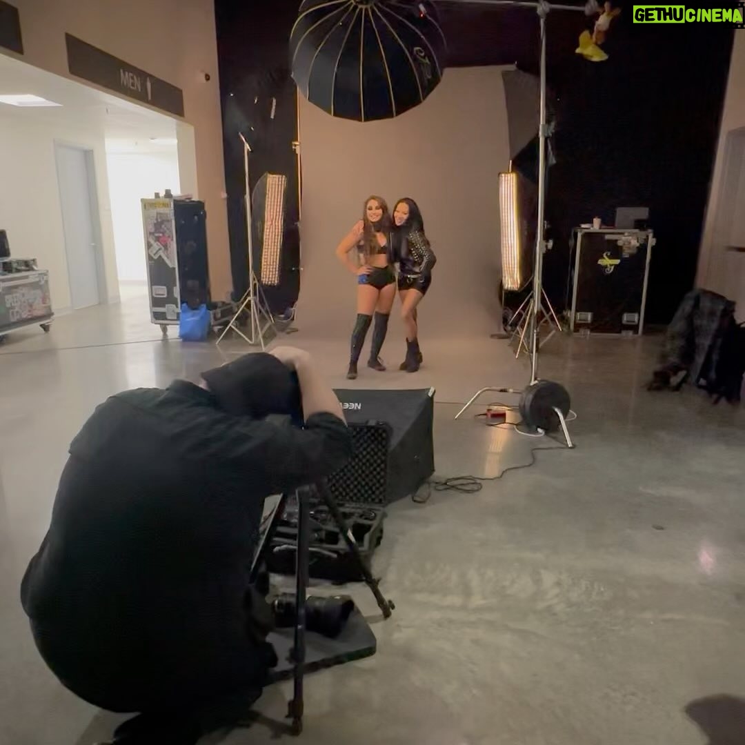 Carla Harvey - 5.4K Likes - Good luck tonight @skyeblue_wrestling 🦋Scroll for some fun at @aew in Chicago a few weeks ago. So cool to see Skye walk out to the song @mikey_rukus @heidithebutcher @henryflury and I wrote for her, ringside baby!!! aew #butcherbabies #skyeblue #chokehold