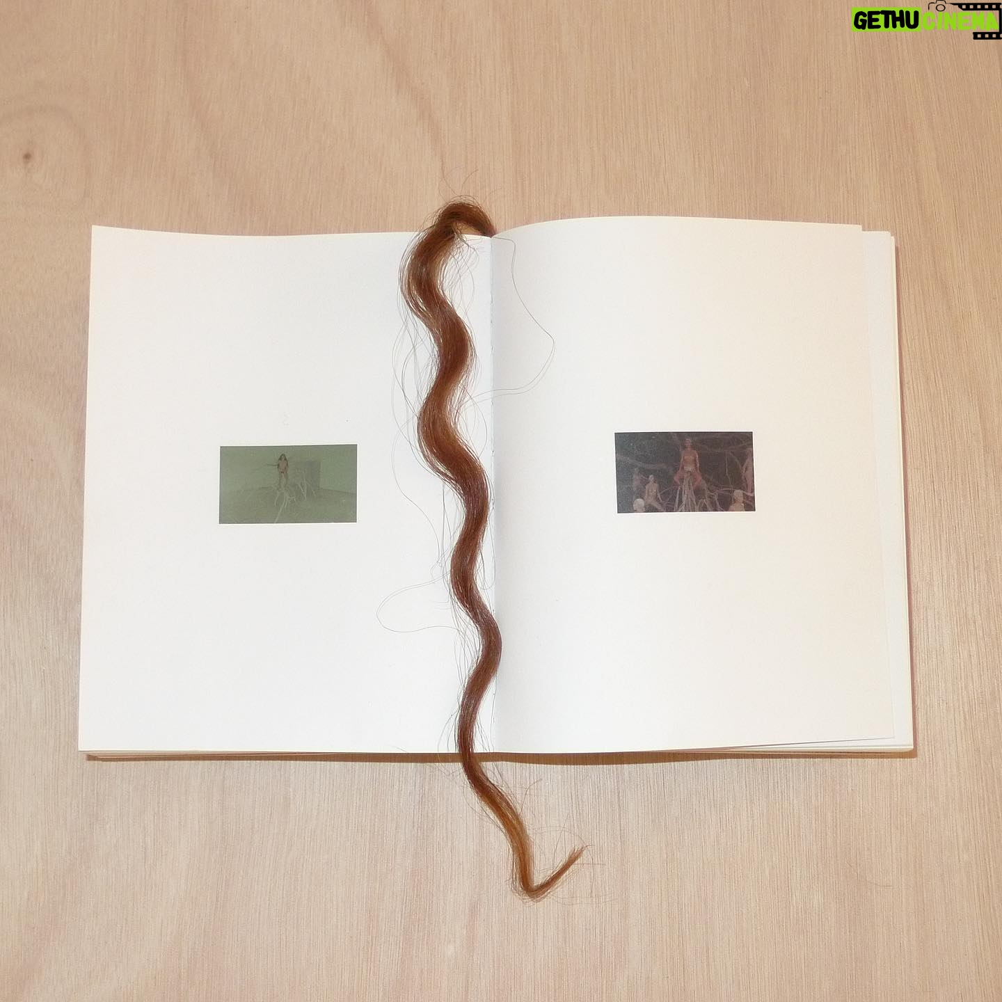 Carlota Guerrero - 6.1K Likes - Registro 6: Manglar (Memoria)
2023
Artist’s hair, paper, fabric,
thread, wood, nails
14,8 x 19 x 10 cm
Edition 1/1
On view @sainteannegallery
Sculpture-book that documents, on the one hand, the gathering of Samai, Camila, Nika, Monse, Valeria, Sarahí, Fernanda and GG in the mangroves, and the individual urban experience of Carmen on the other. These confronted scenarios, presented both in the installation and the book, are connected through the central image of a giant and communal clitoris, and the experience of the nine women.
The very intentional covers act as a formal protection of the inner precious content of the publication to force, in a way, the creation of a more realistic and uncomfortable experience that is very far from the mere joyful contemplation of beauty.
Edition @carlota_guerrero & @marionavaldestorrella
Text @marionavaldestorrella
Graphic design @querida__si
Covers @sociedad0
Printing @pedro_nova_era_printing