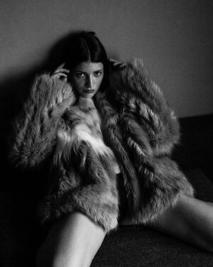 Carlotta Antonelli Instagram - My dark dance by @skino_ricci 🦇
#animalsfree