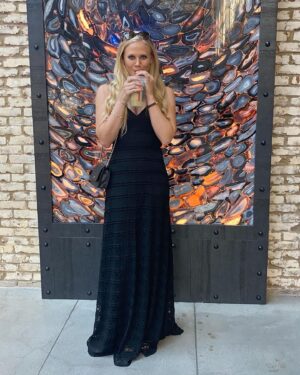 Carly Schroeder Instagram - Savannah local. #happiness