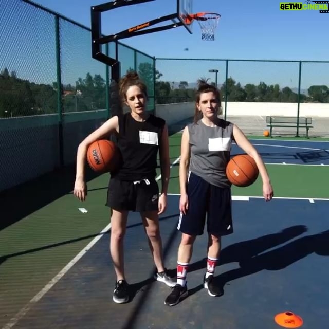 Carly Chaikin Instagram - Pt 1/2: @lilyyily and I weren't invited to participate in the NBA all star weekend, so we decided to do it ourselves... π₯ by @dutchmayhem @greggmartin @schmoesbeardo #TacoBellSkills #statefarmsaturdays #JBL3PT #NBA #allstarweekend #3pointchallenge #skillschallenge #NBAAllStar #TNT #WNBA #Skills #stephcurry #neworleans @nba @nbaontnt