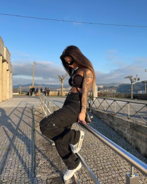 Carly Santos Instagram - 🖤