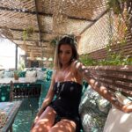 Carly Santos Instagram - POV: tu e a tua melhor amiga arranjam-se para irem conhecer o melhor restaurante de Marrocos 🇲🇦🫶🏼 Paragem obrigatória @lasultanamarrakechofficiel 📍 @solferias_operadorturistico