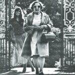 Carly Simon Instagram - Summer’s Coming Around Again 🌞 Photographed at The Gates of Queen Mary’s Garden in London’s Regents Park by my brother Peter Simon in 1971.