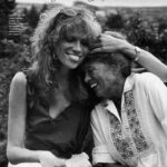 Carly Simon Instagram – “Carly remembered being home with a high fever as an eight-year-old child and seeing tiny pandas crawling up and down the walls of the bedroom. “My darling,” Andrea Simon told her in her lilting, actressy voice, “you have such an imagination!” It was the first time Carly had ever heard the word.”
Article from @vanityfair August of 1995.