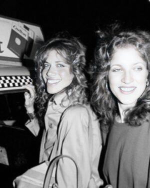 Carly Simon Instagram - Happy birthday to my dear sister Lucy.