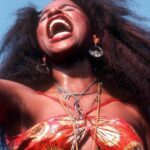 Carly Simon Instagram – Sending congratulations to Chaka Khan on joining The Rock and Roll Hall of Fame!!!