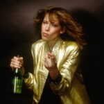 Carly Simon Instagram – Champagne or Tea?🍾☕️
Photo by @therealmickrock