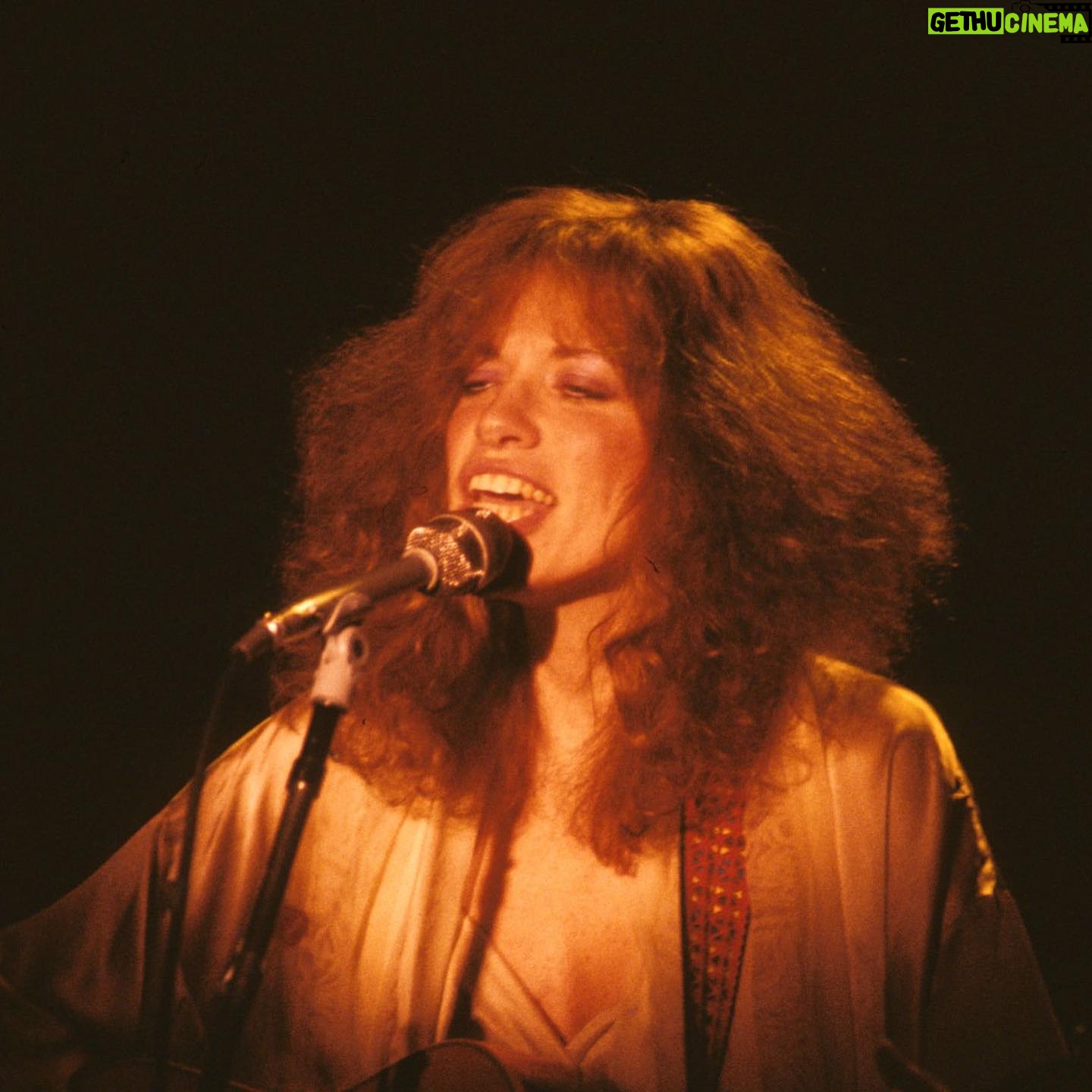 Carly Simon Instagram - HOTCAKES Hubba, hubba, hubba Puffing up fluffy and sweet And now wait And now flip it