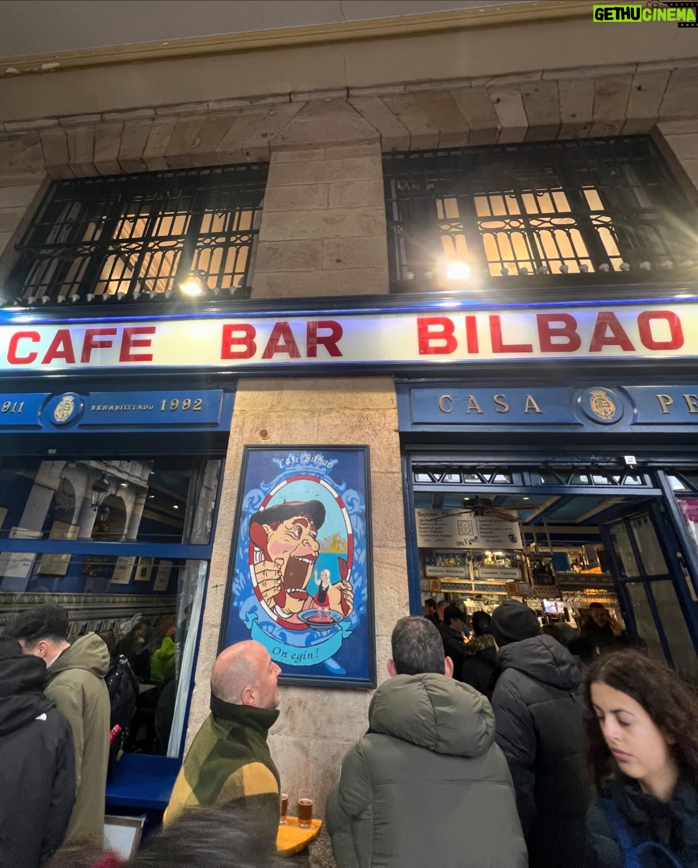 Carme Barceló - 766 Likes - De dissabte a dissabte.
De sábado a sábado.
#Bilbao #Madrid #Barcelona
1. Volví al @museoguggenheim y volví a enamorarme
2. Calorías en San Mamés
3. Ambiente en San Mamés
4. Gracias por este regalo de cumpleaños, @meryjouc Juntas desde 1o de B.U.P #los60enBilbao #madeinDominicas #2360
5. Más calorías
6. #8M en @elchiringuitotv
7. Making of de un reportaje muy especial
8. Las palabras y la sonrisa de @mariona8co las risas de las dos
9. Foto con una mujer referente by @danielbrull