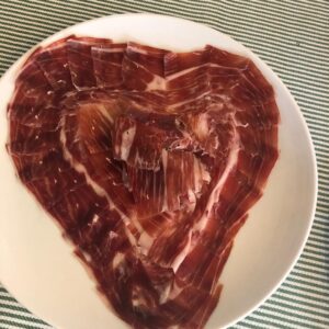 Carmen Porter Instagram - Hoy hasta el jamón está de San Valentín!!! @grupolamaquina