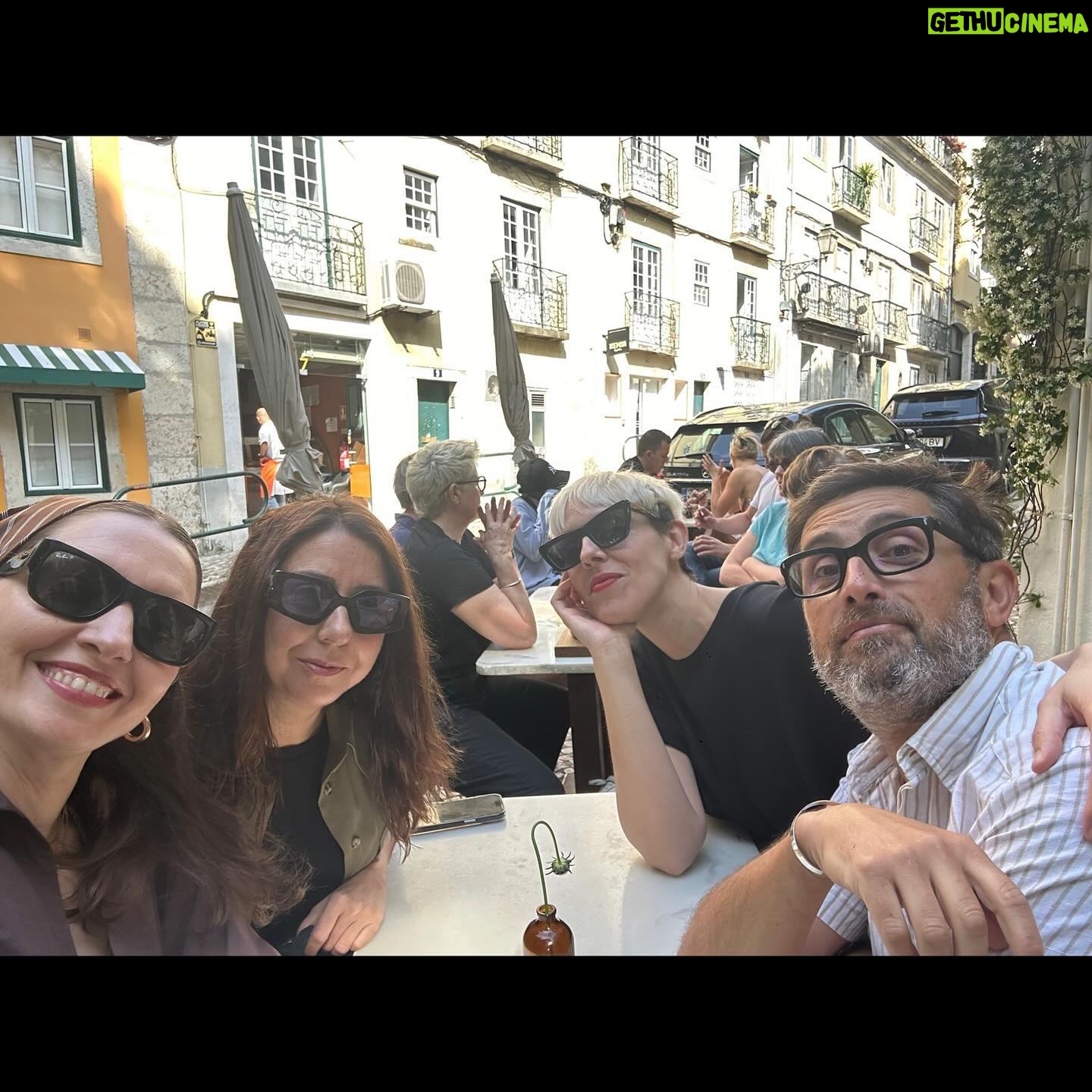 Carmen Ruiz - 3 Likes - Los Obrigados ✨
Visitas que te dan la vida 🤍
Love u @ercruces @ana_.rojas @petracanta