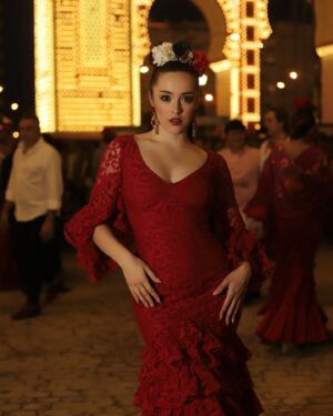 Carmen Sánchez Instagram - Ha sido mi primera Feria , pero sin duda no la última💃❤️