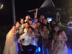 Carmen Soo Instagram - 30.9.2015 
👰🏻💍✨🥂❤️💐

#abcday2015