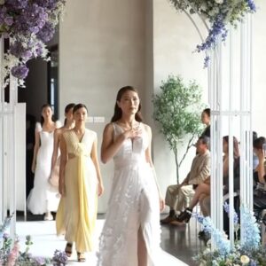 Carmen Soo Instagram - I’ve been a fan of @doublewoot_fashion for years and have also worked with the sisters on several occasions.
So happy to be asked to walk for their show yesterday.
Congratulations @doublewoot_fashion @helentoi @helienetan and @lavinnewyork_diamond 
What a beautiful collection! Can’t wait to get my hands on some of the dresses 😍
And always so nice to see old friends 🥰

Thank you to these people for making this show a success.

@doublewoot_fashion @lavinnewyork_diamond #dwxlavin #enchantmentatelier
@bobbibrown 
#BobbiBrownMY #ConfidentBeauty
@ghdmalaysia
@bloomthis