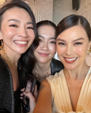 Carmen Soo Instagram - I’ve been a fan of @doublewoot_fashion for years and have also worked with the sisters on several occasions.
So happy to be asked to walk for their show yesterday.
Congratulations @doublewoot_fashion @helentoi @helienetan and @lavinnewyork_diamond 
What a beautiful collection! Can’t wait to get my hands on some of the dresses 😍
And always so nice to see old friends 🥰

Thank you to these people for making this show a success.

@doublewoot_fashion @lavinnewyork_diamond #dwxlavin #enchantmentatelier
@bobbibrown 
#BobbiBrownMY #ConfidentBeauty
@ghdmalaysia
@bloomthis