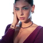 Carmen Arrufat Instagram - More from @vanidad 🌟 FOTOGRAFÍA: @guille_sola ESTILISMO: @onagoeree ENTREVISTA: @_annalarcon MAQUILLAJE: @rebecatfigueroa Asistente de fotografía: @pmartinezph ASISTENTE ESTILISMO: @nereanmn