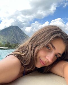 Carmen Arrufat Instagram - 🫀