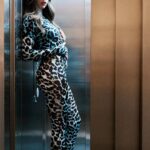 Carmen Arrufat Instagram – pre christmas party w/ @guerlain & @begumkhan 🐅

📸 @juanmiguel_herrero

MUAH @yosbaute × @guerlain
@dyson_es 

STYLED @victorblancostudio × @alexperryofficial @ysl @dinhvanparis

@mariaa.borras
@palomajuanes