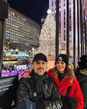 Carmen Becerra Instagram - Que mágica es la Navidad 🎄 💫
.
.
#crismastime #rockettes #newyork #fabulous