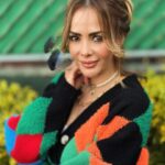 Carmen Becerra Instagram - Las primeras Pics del 2024 ! Me voy dando cuanta que tenía mucho que no publicaba 😳 por ? 🤌🏻 Amo y esperé con ansias este outfit de @shein_mex @sheinofficial Código : LOVES5962 Sweater: 23559523 Legging boots: 11708674 #SHEINBoldlyLove #SHEINforall #loveshein #saveinstyle #ad