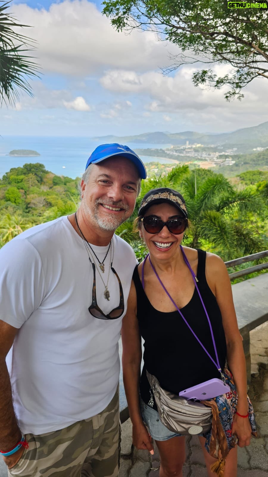 Carmen Gloria Arroyo - 5.9K Likes - Nuestros días en Phuket con @bernardoborgeat